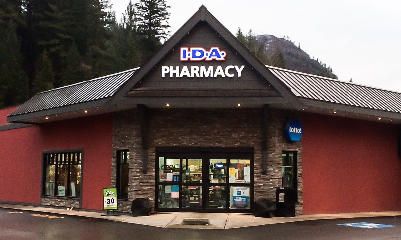 Exterior building of Barriere IDA Pharmacy